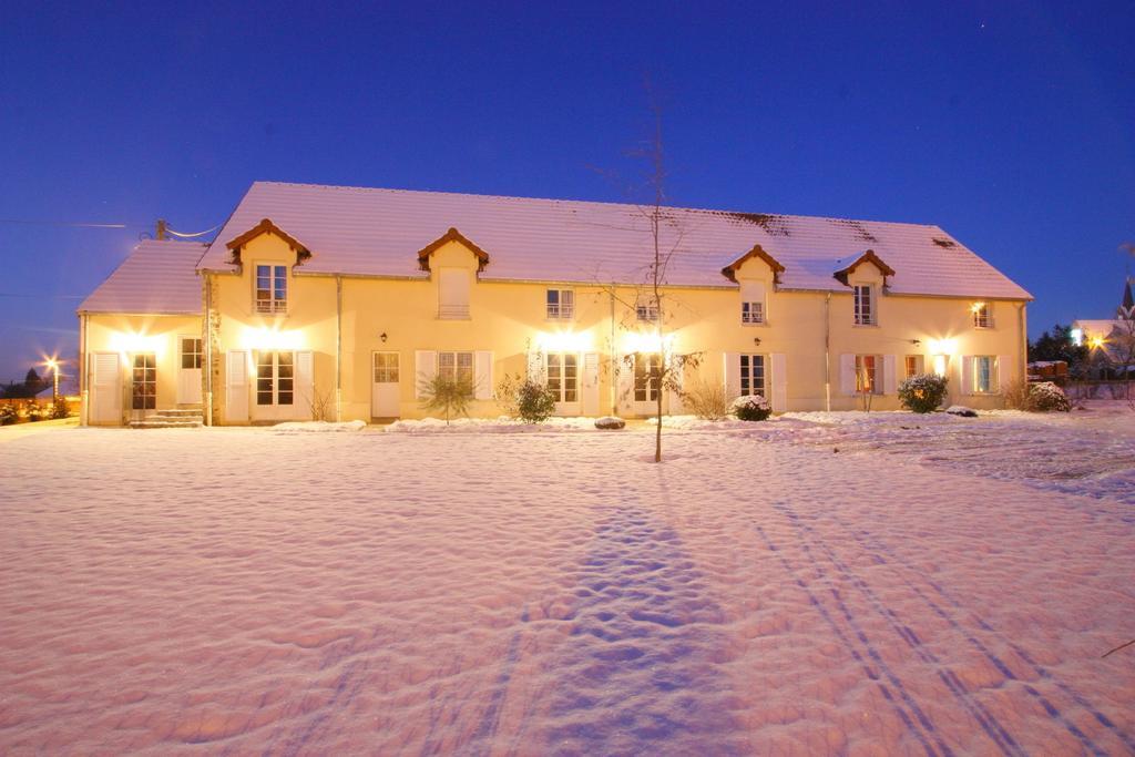 La Croix De La Jarrie Villa Chatres  Exterior photo