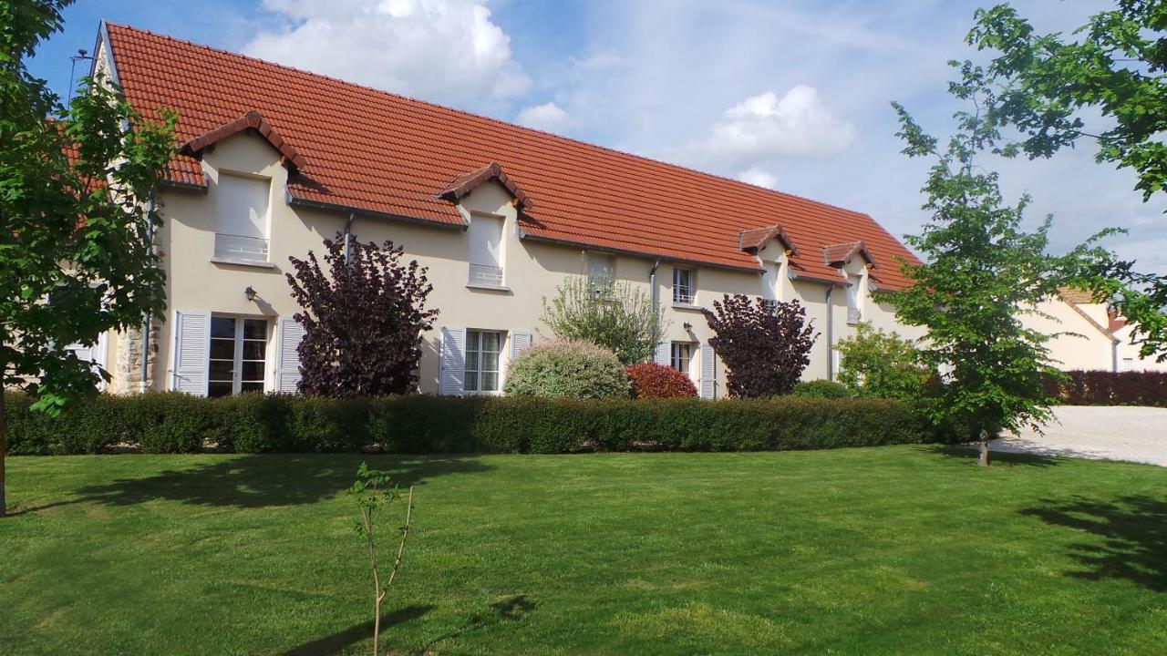 La Croix De La Jarrie Villa Chatres  Exterior photo